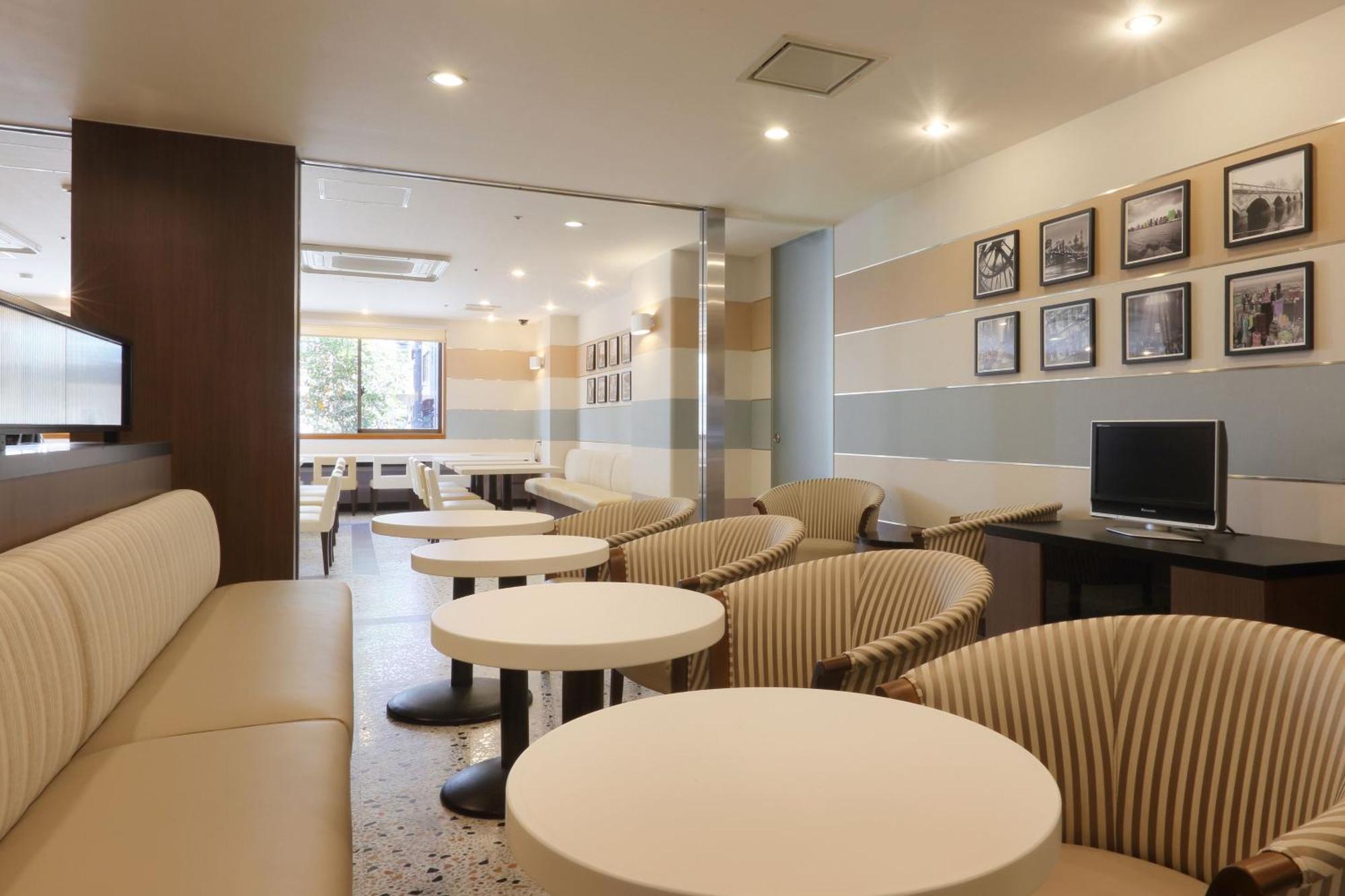 Keio Presso Inn Kanda Tokio Buitenkant foto